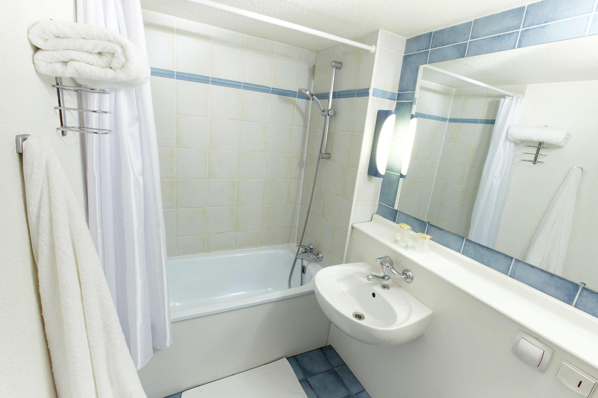 Campanile Bordeaux Ouest - Le Bouscat Otel Oda fotoğraf