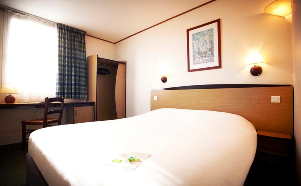 Campanile Bordeaux Ouest - Le Bouscat Otel Oda fotoğraf